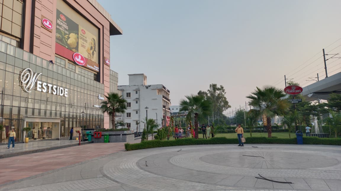 Life Mall in Faridabad